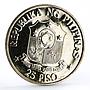 Philippines 25 piso Marcos and Reagan Meeting silver coin 1982